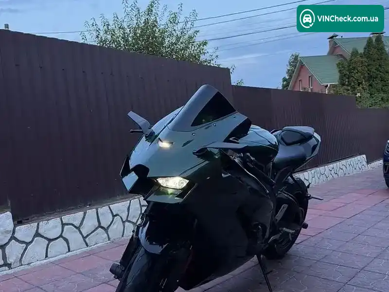 Kawasaki Ninja 1000 ZX-10R 2022, фото з оголошення 2 з 7, VIN JKBZXVM19PA004044
