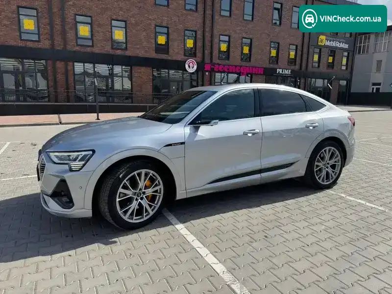 Audi e-tron 2020, фото з оголошення 1 з 21, VIN WAUZZZGE2LB025734