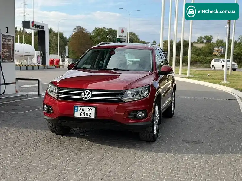 Volkswagen Tiguan 2015, фото з оголошення 2 з 11, VIN WVGBV7AX6FW083417