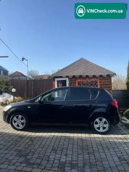 Kia Ceed 2009, фото з оголошення 1 з 20, VIN U5YFF24229L131865