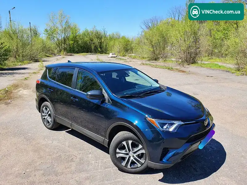 Toyota RAV4 2018, фото з оголошення 2 з 20, VIN 2T3ZFREV7JW464494