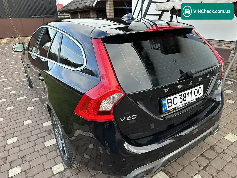 Volvo V60 2014, фото з оголошення 1 з 17, VIN YV1FW73C1E1203077