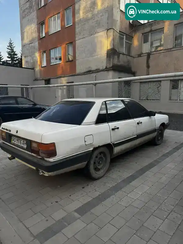 Audi 100 1986, фото з оголошення 1 з 12, VIN WAUZZZ44ZHN028140