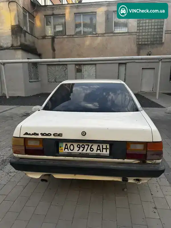 Audi 100 1986, фото з оголошення 2 з 12, VIN WAUZZZ44ZHN028140