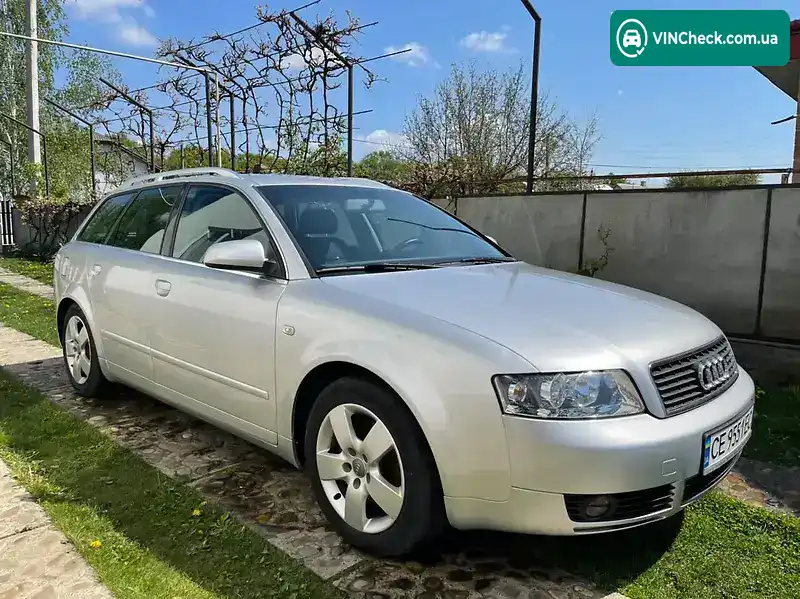 Audi A4 2004, фото з оголошення 2 з 17, VIN WAUZZZ8E95A033241