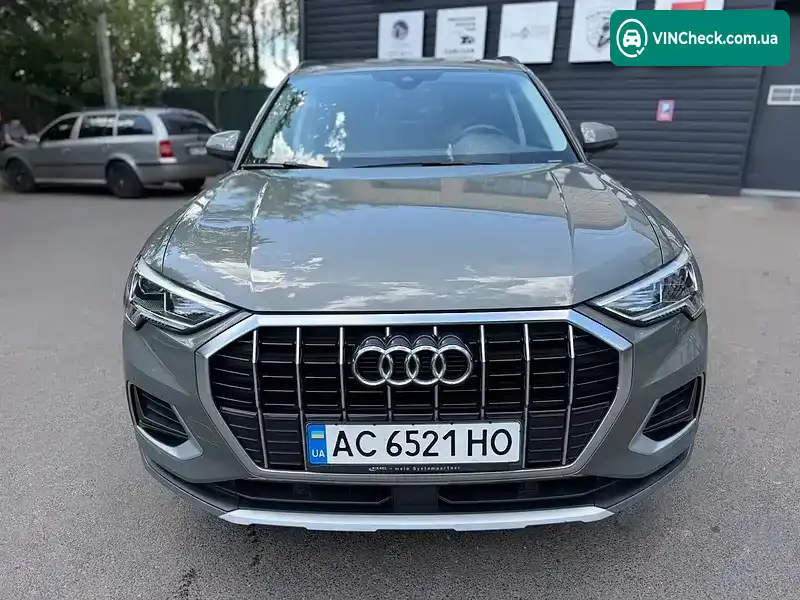 Audi Q3 2020, фото з оголошення 2 з 20, VIN WAUZZZF31L1075336