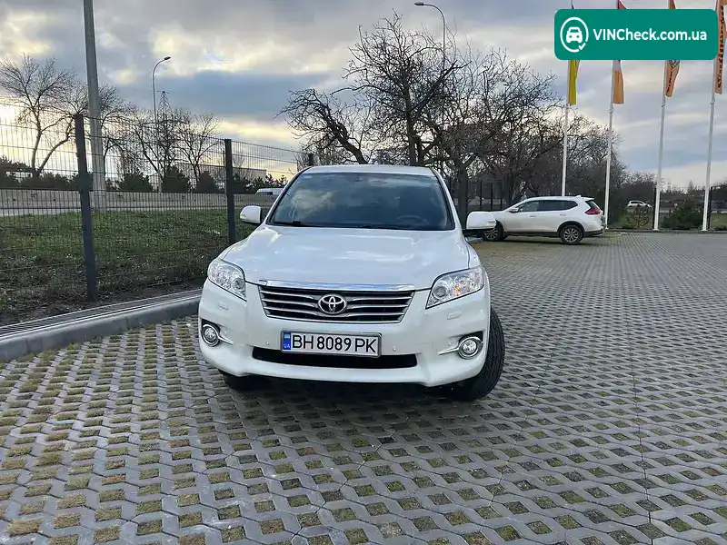Toyota RAV4 2010, фото з оголошення 2 з 18, VIN JTMBE31V10D014763