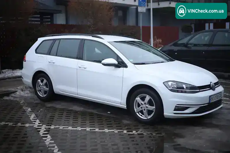 Volkswagen Golf 2017, фото з оголошення 2 з 21, VIN WVWZZZAUZHP787208