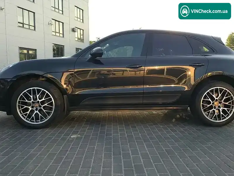 Porsche Macan 2020, фото з оголошення 2 з 20, VIN WP1AA2A57LLB12514