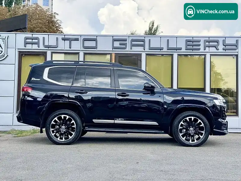 Toyota Land Cruiser 2022, фото з оголошення 2 з 20, VIN JTMAAABJ604012756