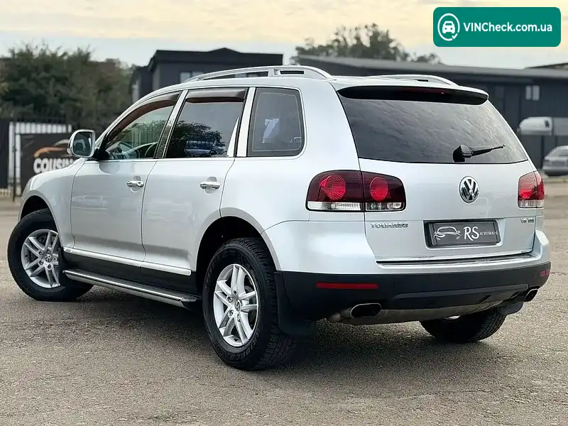 Volkswagen Touareg 2008, фото з оголошення 2 з 20, VIN WVGZZZ7LZ9D028104