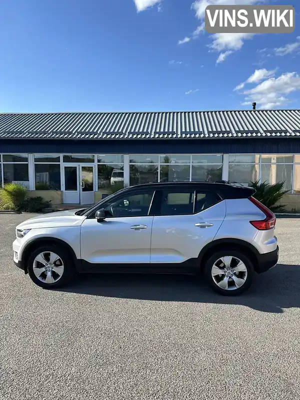 Volvo XC40 2018, фото з оголошення 1 з 20, VIN YV1XZA6BCJ2017267