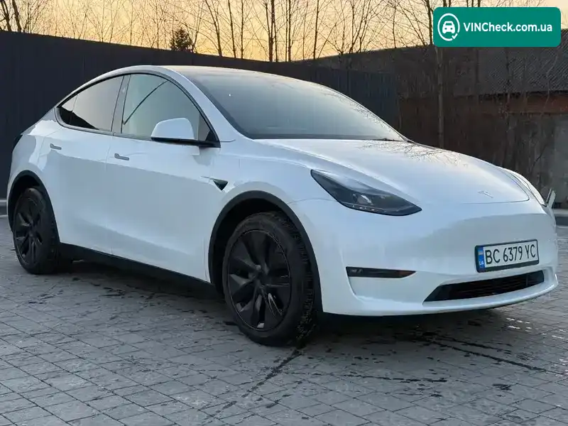 Tesla Model Y 2025, фото з оголошення 1 з 21, VIN 7SAYGDEE5SF306225