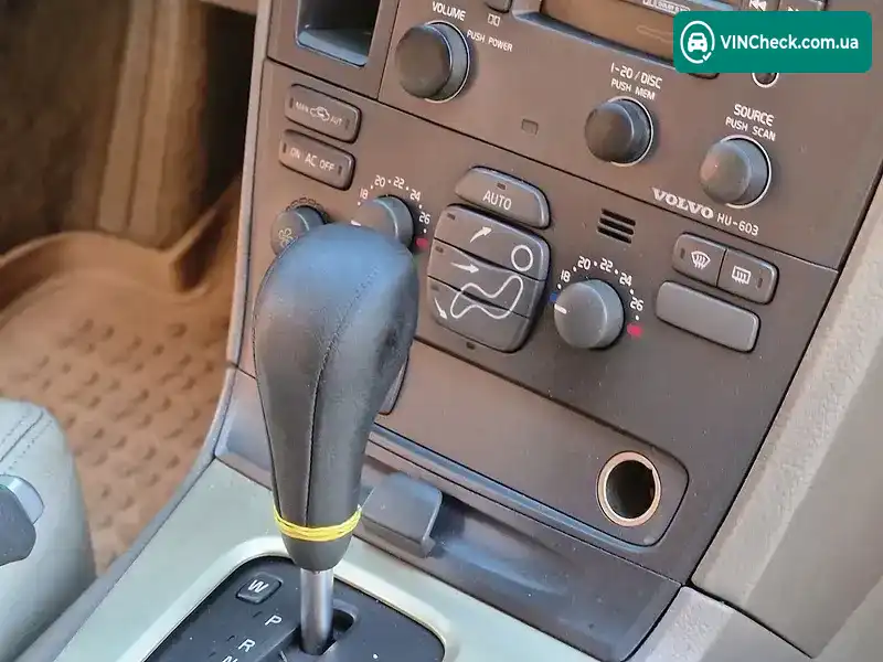 Volvo S60 2002, фото з оголошення 2 з 20, VIN YV1RS793922150990