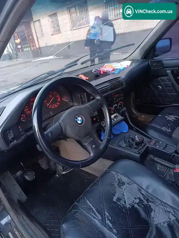 BMW 5 Series 1990, фото з оголошення 2 з 10, VIN WBAHB51080BD04027