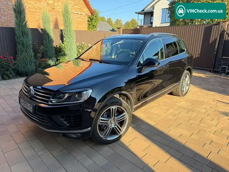 Volkswagen Touareg 2015, фото з оголошення 1 з 20, VIN WVGZZZ7PZFD017552