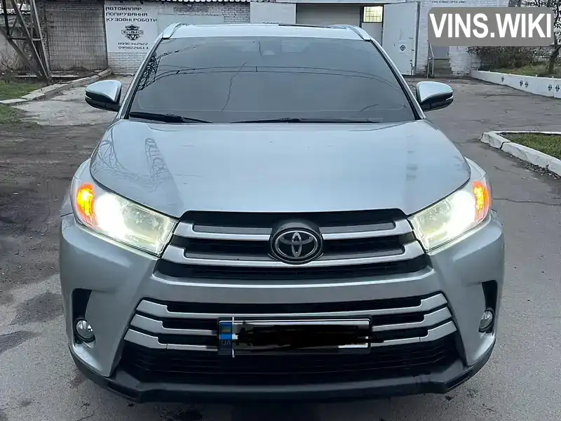 Toyota Highlander 2018, фото з оголошення 1 з 17, VIN 5TDJZRFH1JS826446