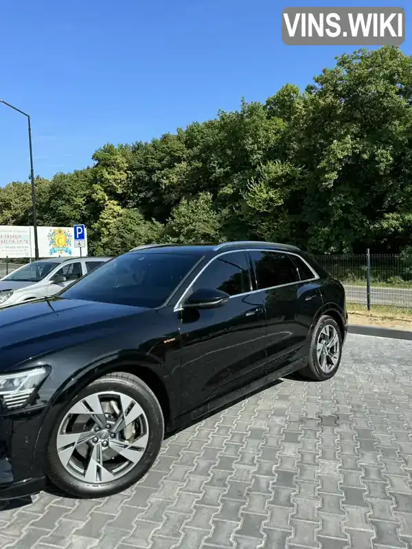 Audi e-tron 2020, фото з оголошення 2 з 21, VIN WAUZZZGE5LB013643