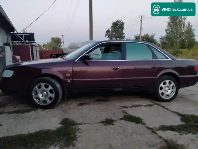 Audi A6 1997, фото з оголошення 2 з 10, VIN WAUZZZ4AZVN016469