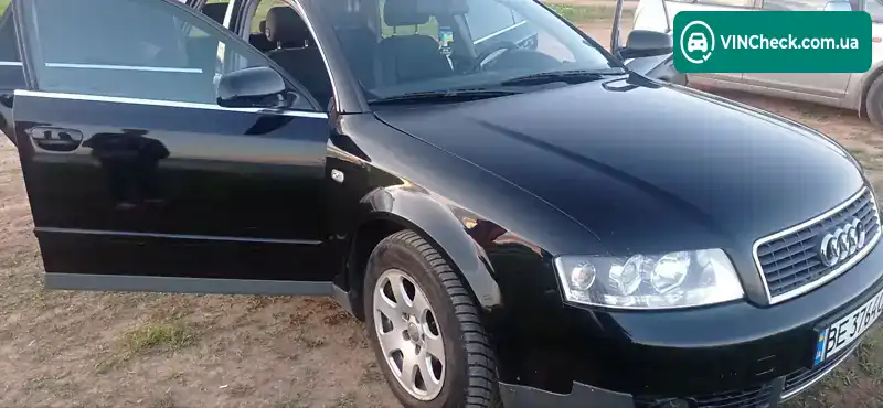 Audi A4 2001, фото з оголошення 2 з 12, VIN WAUZZZ8E82A146044