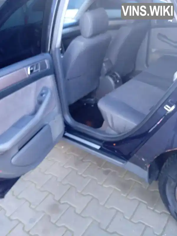 Audi A6 2001, фото з оголошення 2 з 10, VIN WAUZZZ4BZ1N030461