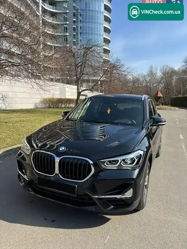 BMW X1 2016, фото з оголошення 1 з 21, VIN WBXHT3C3XH5F67743