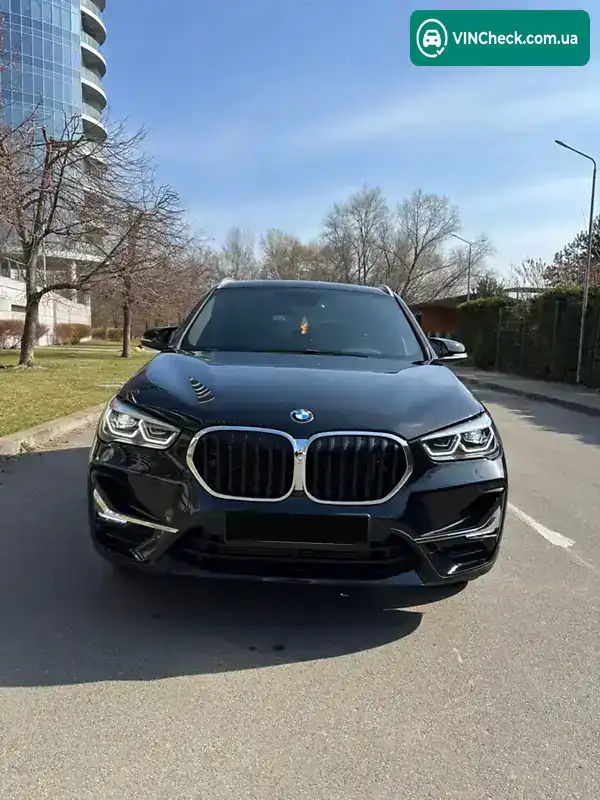 BMW X1 2016, фото з оголошення 2 з 21, VIN WBXHT3C3XH5F67743
