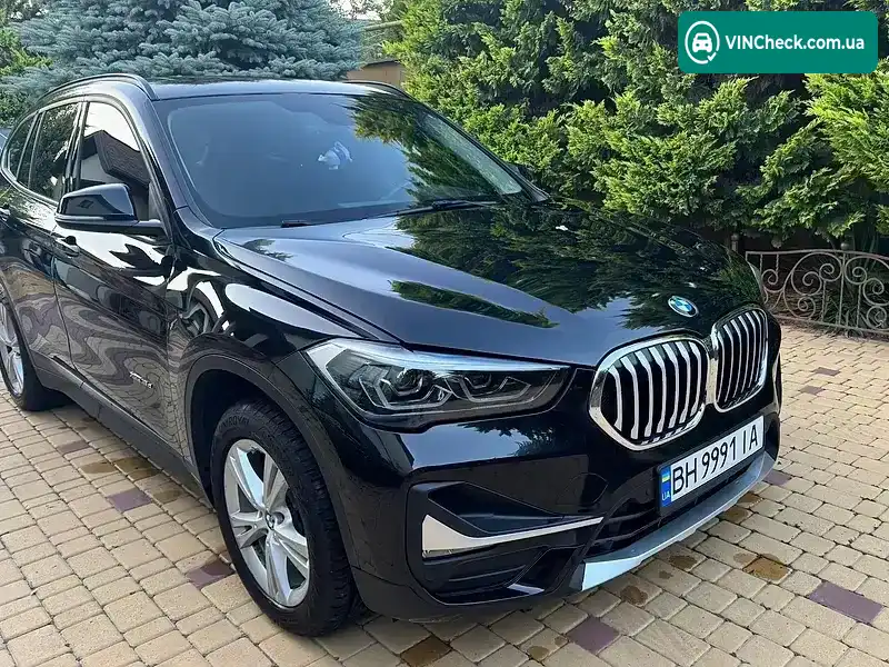 BMW X1 2016, фото з оголошення 1 з 11, VIN WBAHT9100H5F20047