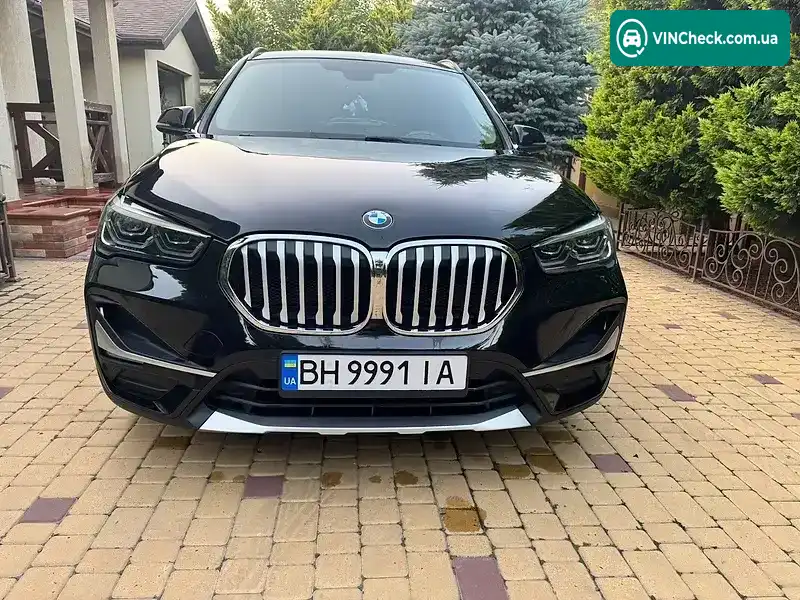 BMW X1 2016, фото з оголошення 2 з 11, VIN WBAHT9100H5F20047