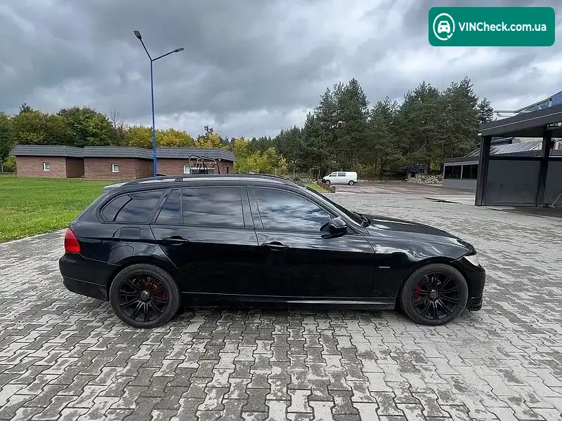 BMW 3 Series 2009, фото з оголошення 2 з 9, VIN WBAUX31090A209533