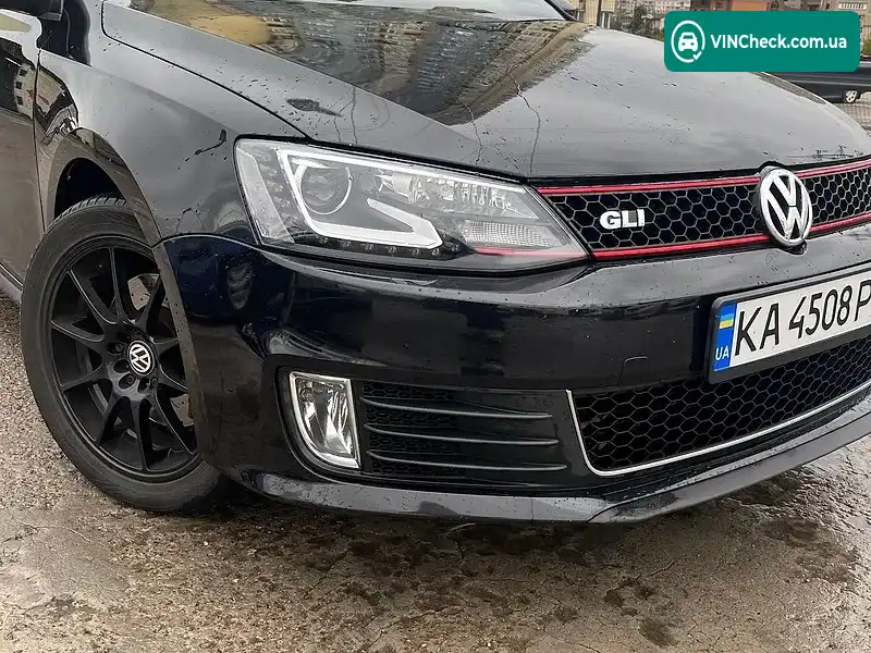 Volkswagen Jetta 2014, фото з оголошення 2 з 17, VIN 3VW5S7AJ5FM251339
