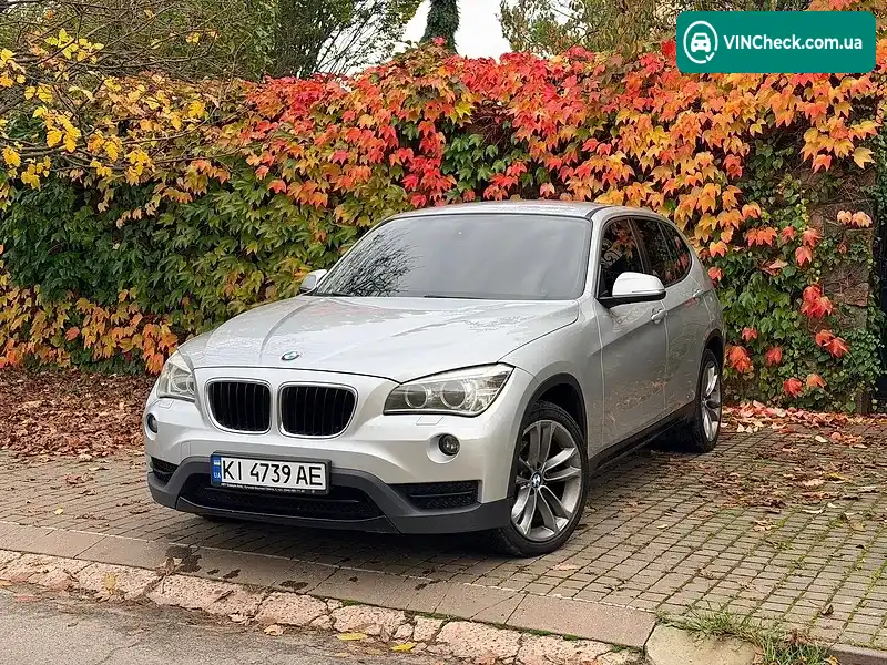 BMW X1 2013, фото з оголошення 2 з 20, VIN WBAVM91010VT71925