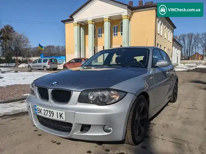 BMW 1 Series 2005, фото з оголошення 2 з 20, VIN WBAUG31030PU29750