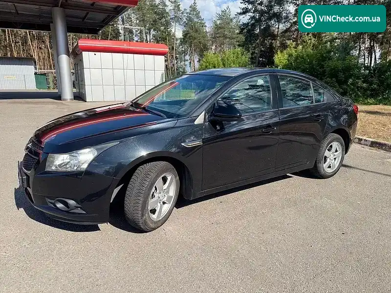Chevrolet Cruze 2011, фото з оголошення 2 з 9, VIN KL1JF69E9CK556697