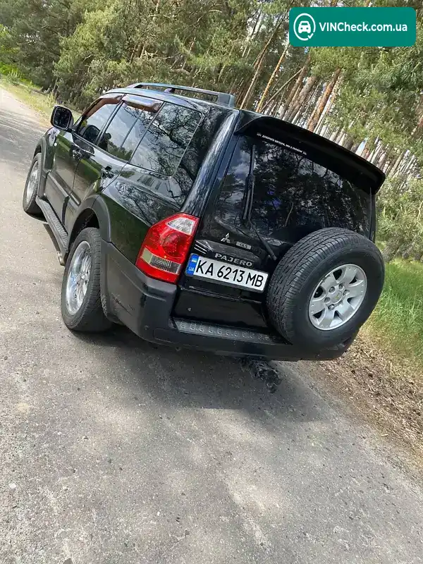 Mitsubishi Pajero 2005, фото з оголошення 1 з 8, VIN JMYLRV73W6J701785