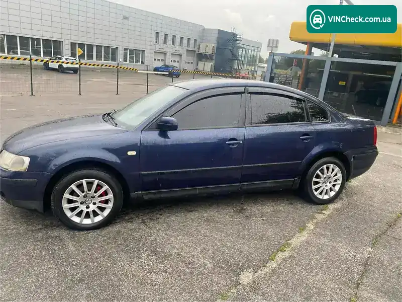 Volkswagen Passat 1996, фото з оголошення 2 з 14, VIN WVWZZZ3BZVE005492