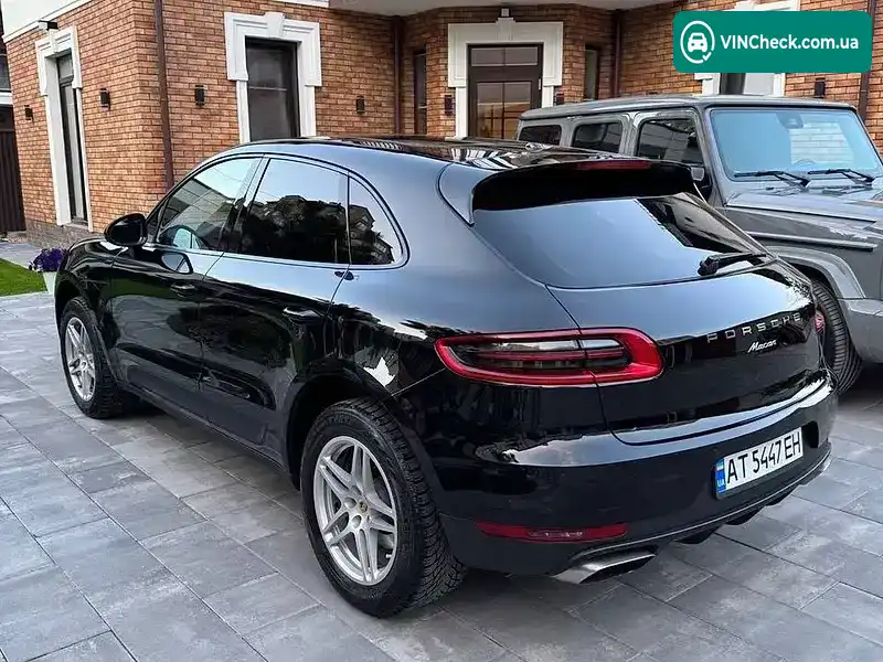 Porsche Macan 2018, фото з оголошення 2 з 10, VIN WP1AA2A59JLB09837