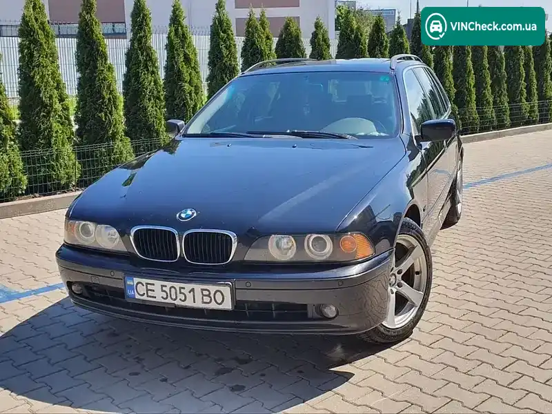 BMW 5 Series 2002, фото з оголошення 1 з 13, VIN WBADP910X0GX78858