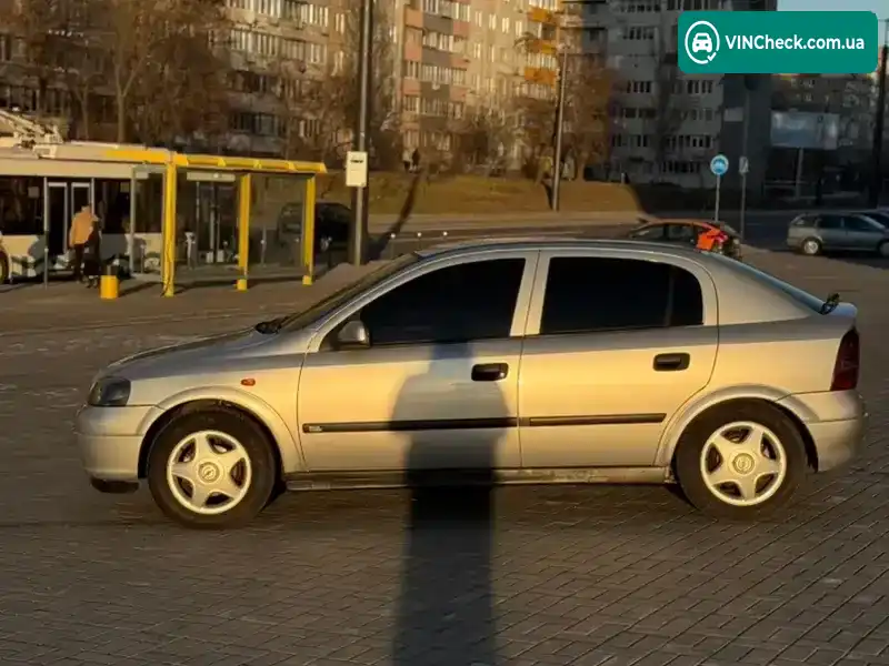 Opel Astra 1998, фото з оголошення 2 з 17, VIN W0L0TGF48W5172267