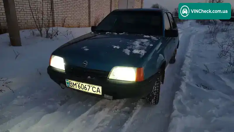 Opel Kadett 1985, фото з оголошення 1 з 12, VIN W0L000034F2668208