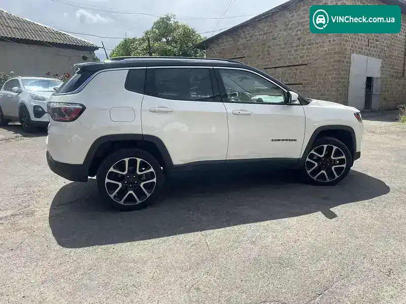 Jeep Compass 2017, фото з оголошення 2 з 20, VIN 3C4NJDCB0JT143817