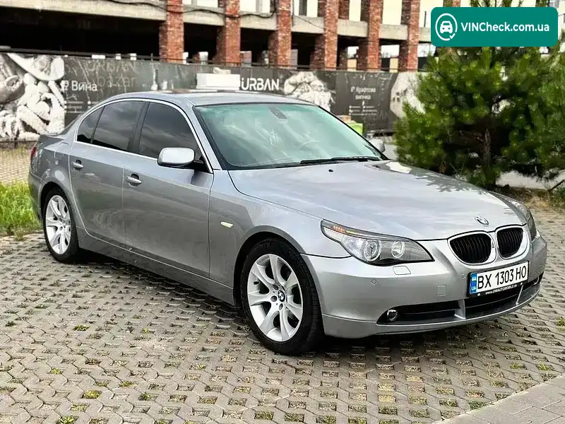BMW 5 Series 2004, фото з оголошення 2 з 17, VIN WBANA31050B020376