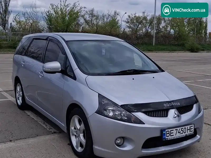 Mitsubishi Grandis 2006, фото з оголошення 2 з 15, VIN JMBLJNA8W6Z013633