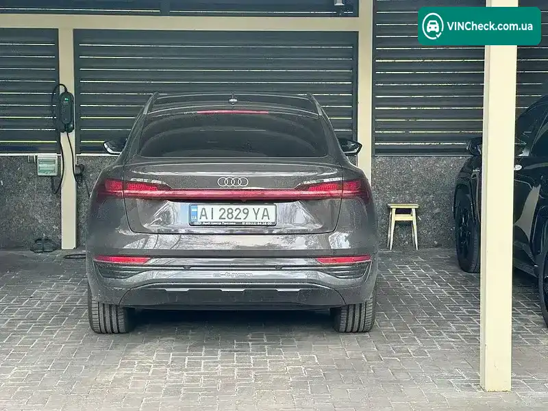Audi Q8 e-tron 2023, фото з оголошення 2 з 19, VIN WAUZZZGE9RB026503