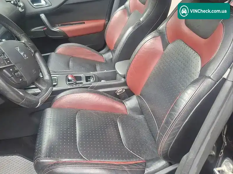 Citroen DS4 2012, фото з оголошення 2 з 20, VIN VF7NX9HR8CY527181