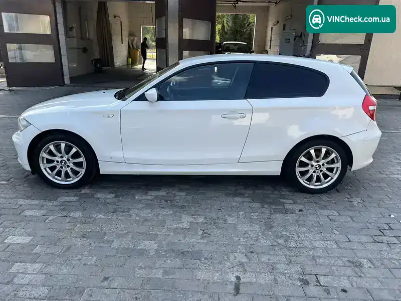 BMW 1 Series 2007, фото з оголошення 1 з 5, VIN WBAUB91010VC01455