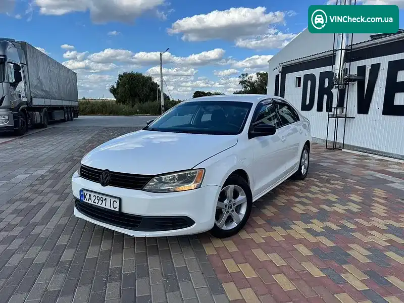 Volkswagen Jetta 2011, фото з оголошення 2 з 16, VIN 3VW2K7AJ2CM336685