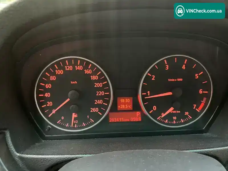 BMW 3 Series 2005, фото з оголошення 1 з 6, VIN WBAVA710X0KP93464
