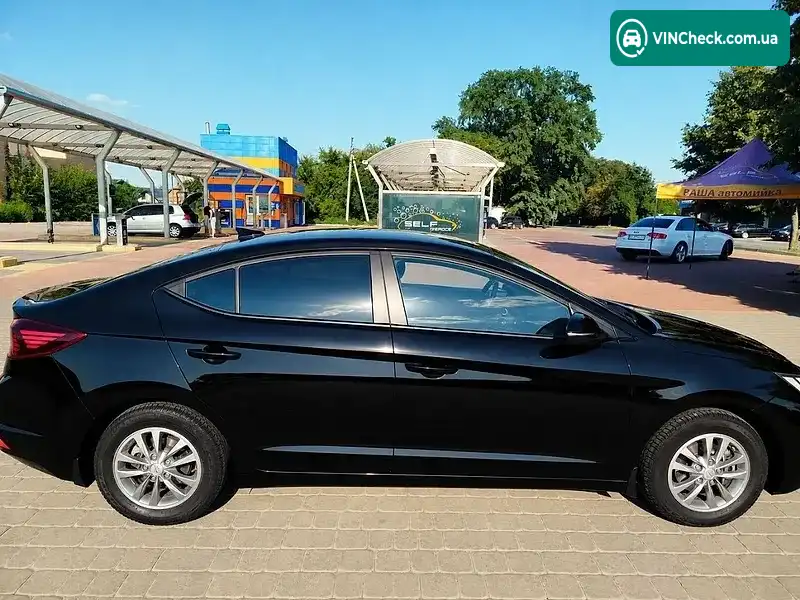 Hyundai Elantra 2019, фото з оголошення 2 з 17, VIN KMHD841CAKU900378