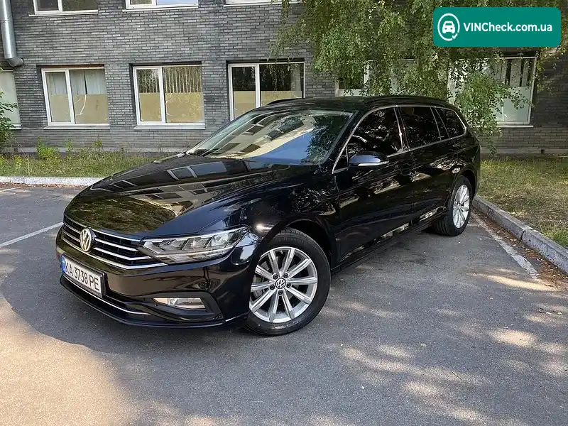 Volkswagen Passat 2019, фото з оголошення 1 з 20, VIN WVWZZZ3CZLE044971